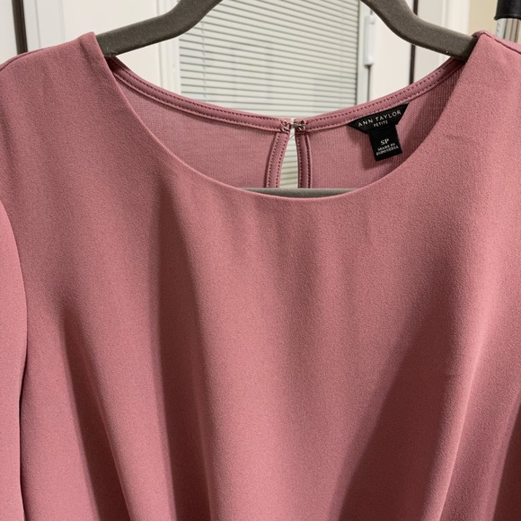 SOLD 3 for $20 Ann Taylor Petite Dusty Rose Blouse - Picture 5 of 8